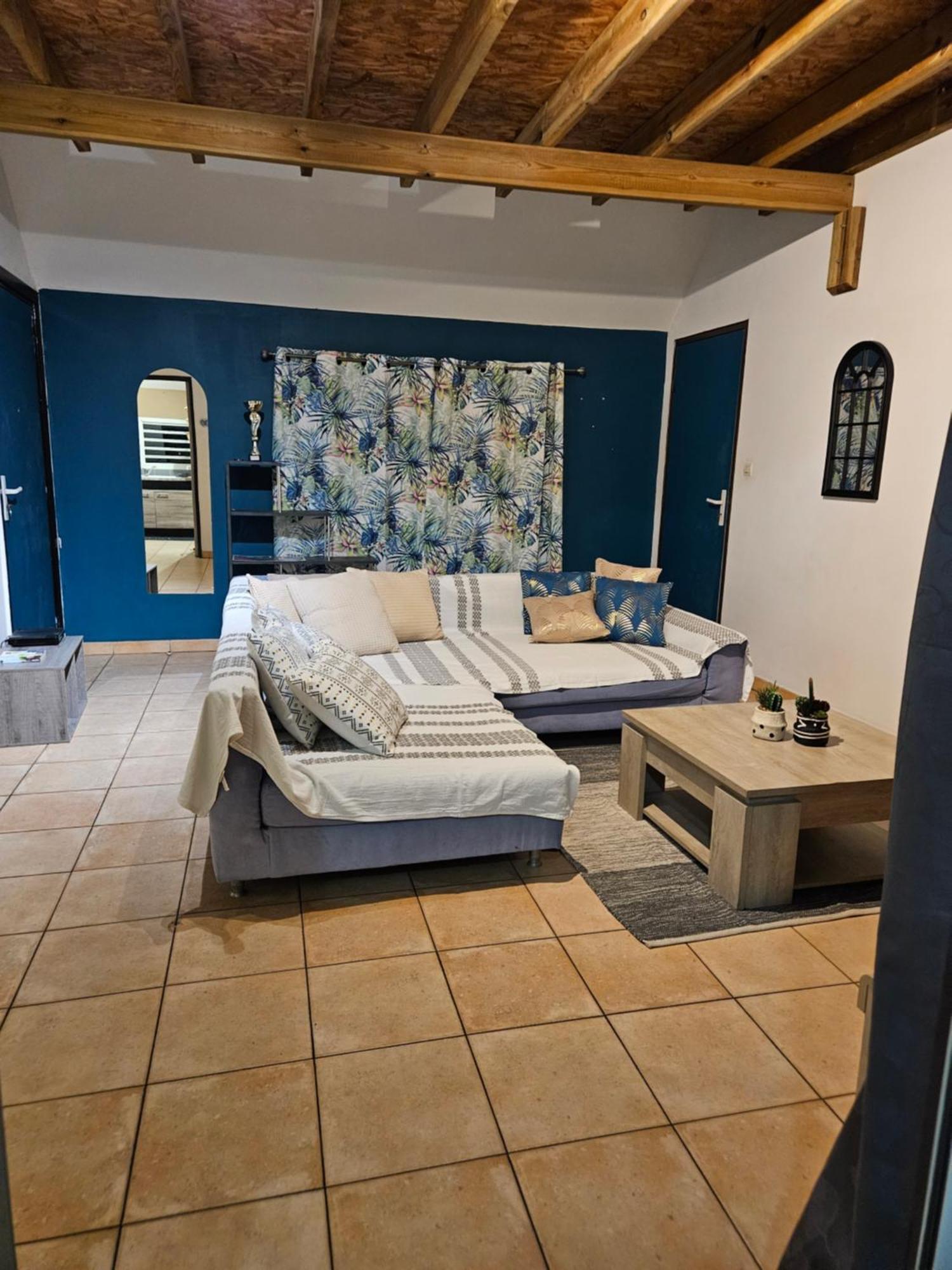 Secret De L'Ile Apartment Ла Посесион Екстериор снимка